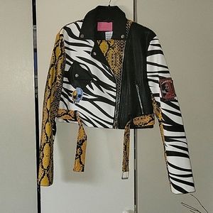 NEW. Azalea Wang Cropped Vegan Leather Moto Jacket. Women's Size Large